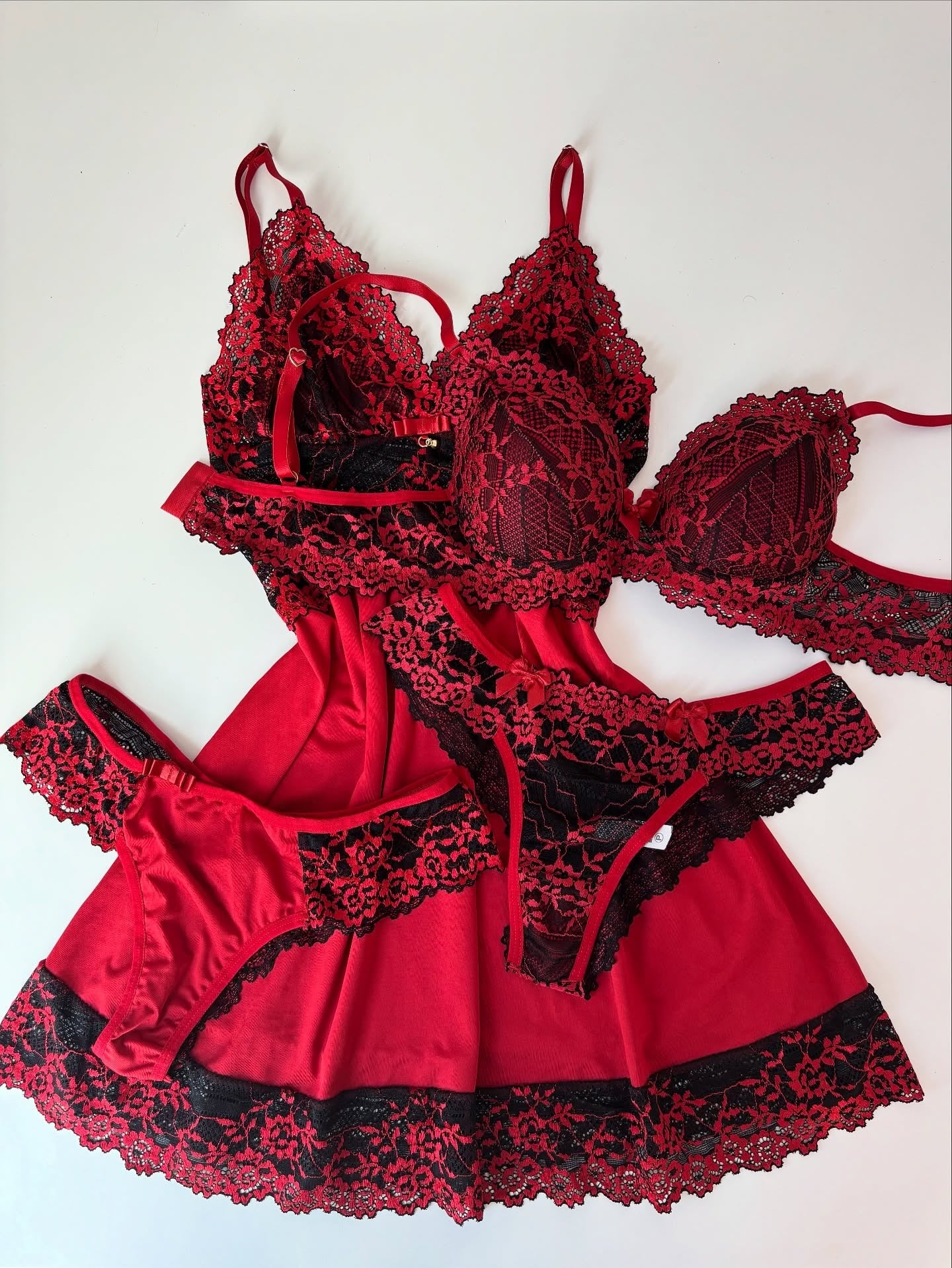 Romantic & Comfortable Women's Intimate Wear